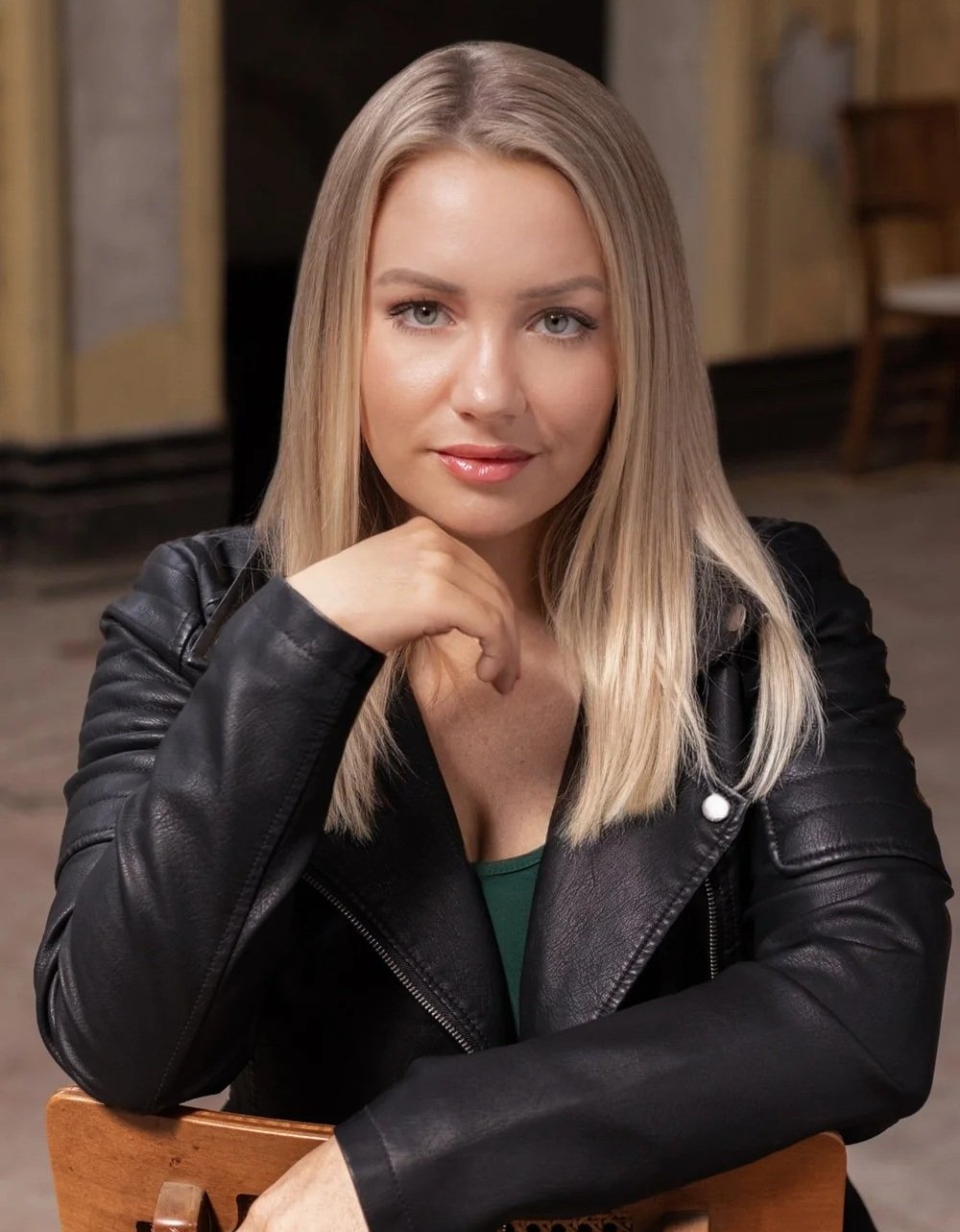 Jeneva Rose
